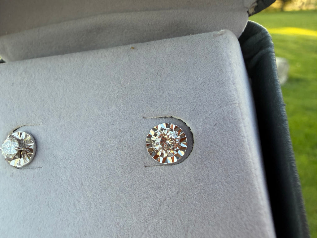 14k White Gold NATURAL Diamond Earrings w/ APPRAISAL!