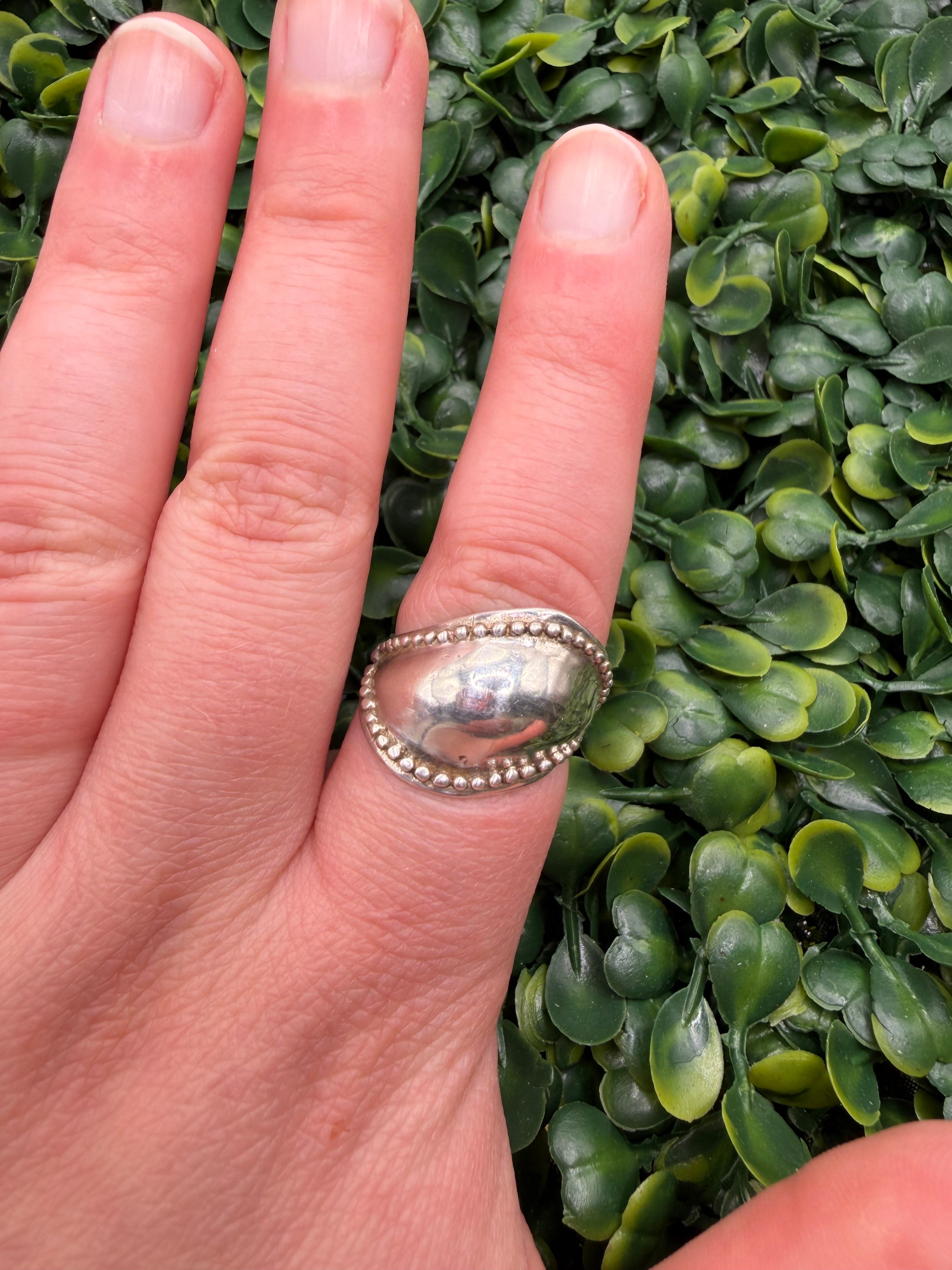 Vintage 925 Sterling Silver Ring size 7