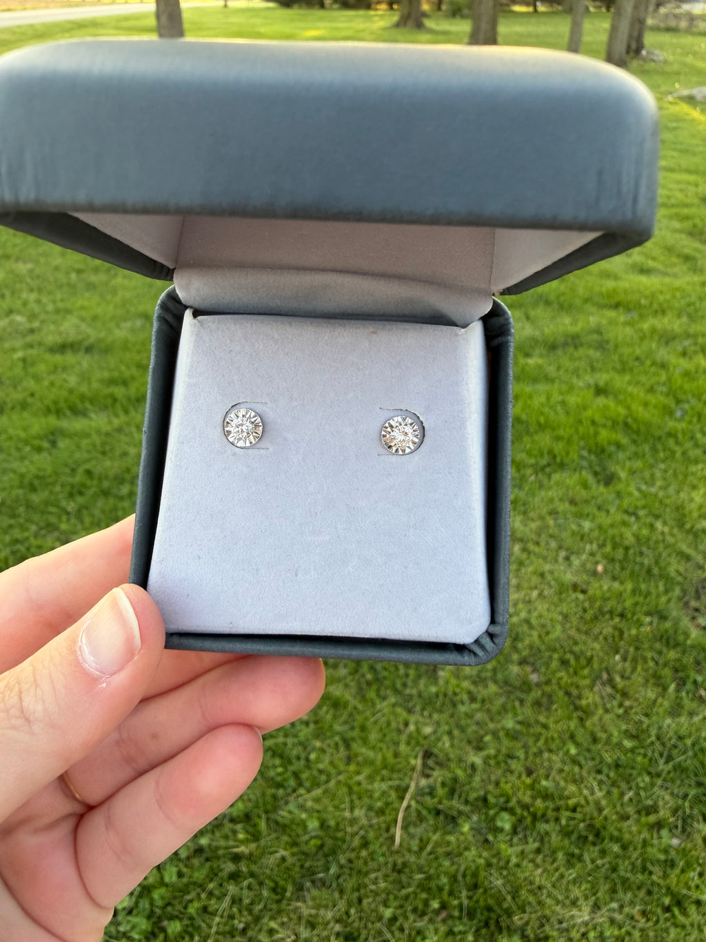 14k White Gold NATURAL Diamond Earrings w/ APPRAISAL!