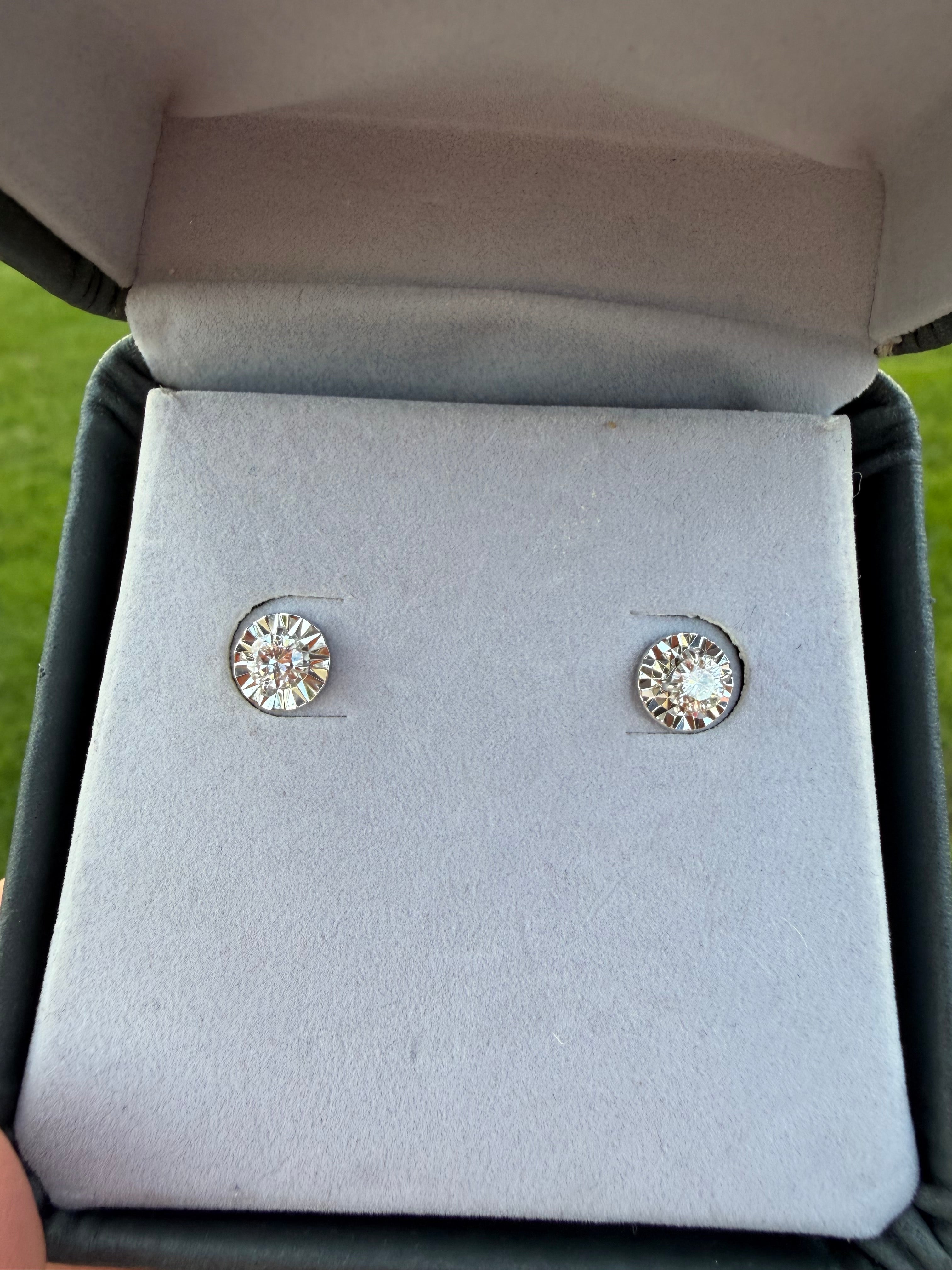 14k White Gold NATURAL Diamond Earrings w/ APPRAISAL!