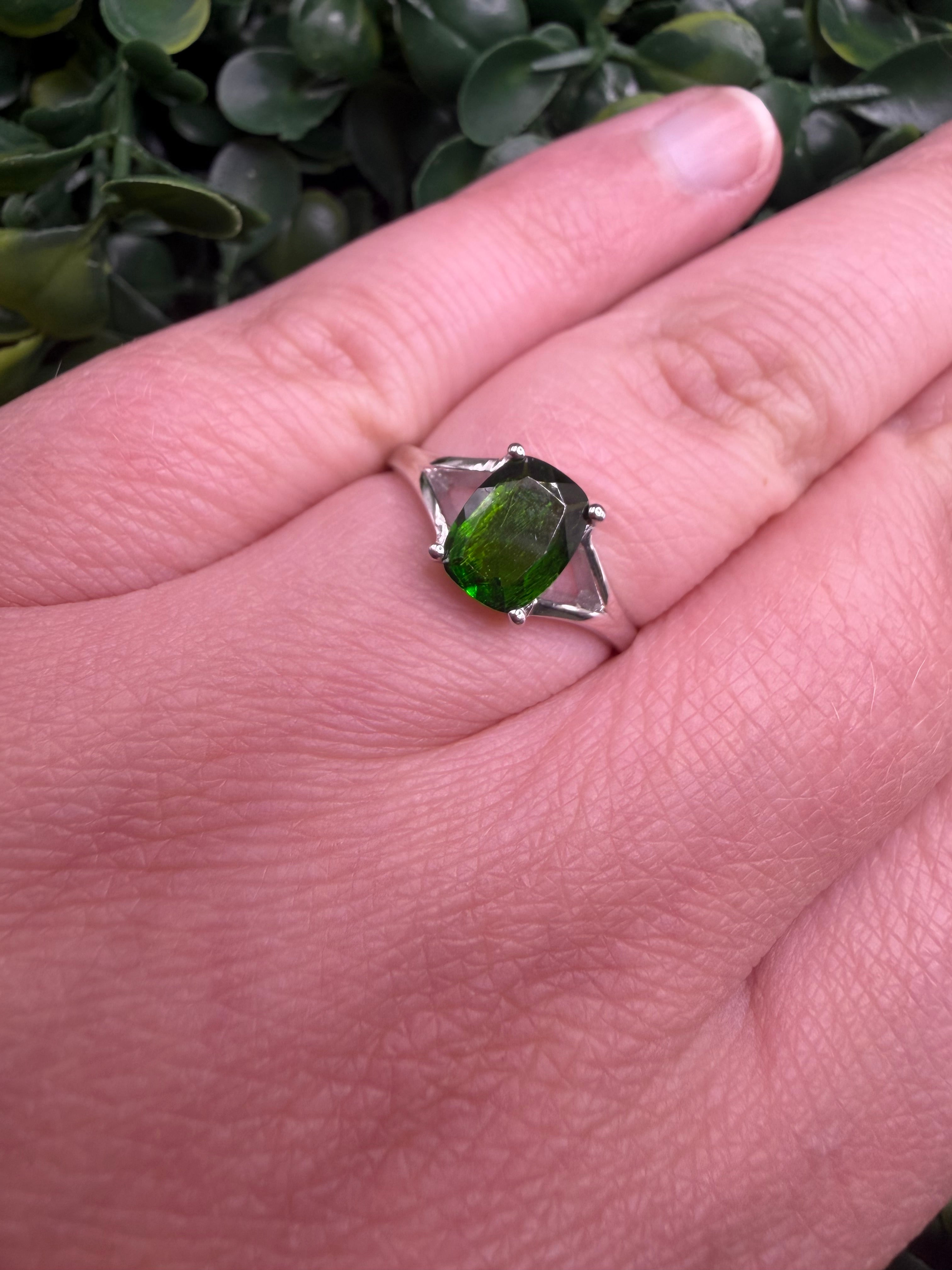 Sterling Silver Chrome Diopside Ring size 7