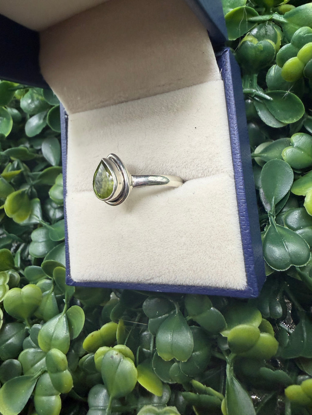 Sterling Silver Bezel Set Peridot Ring size 7