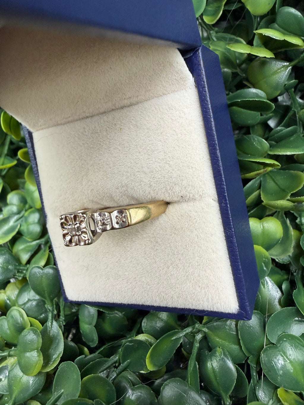 Antique 10k Yellow and White Gold Diamond Ring size 9.5