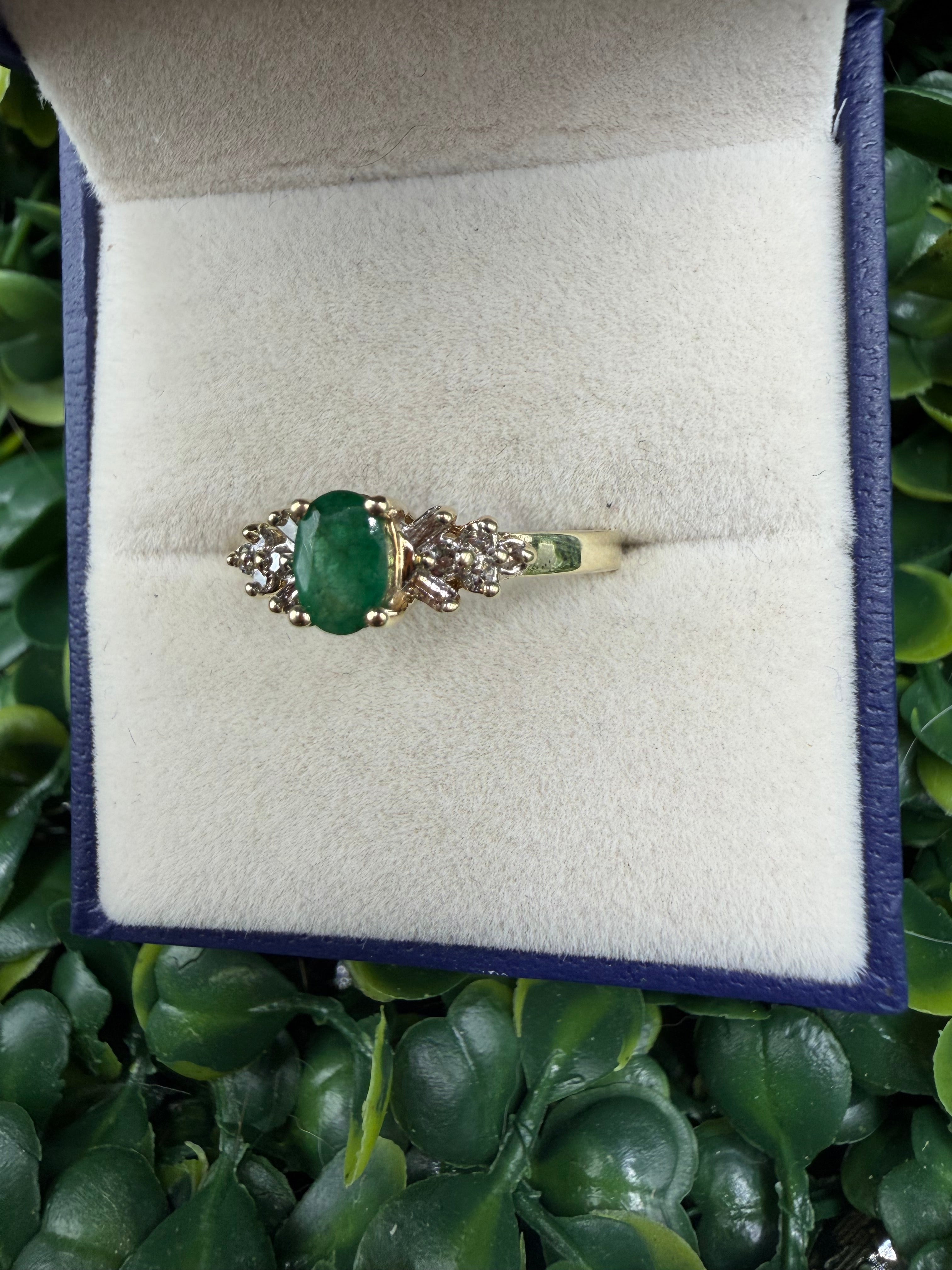 10k Yellow Gold Emerald and Diamond Ring size 7