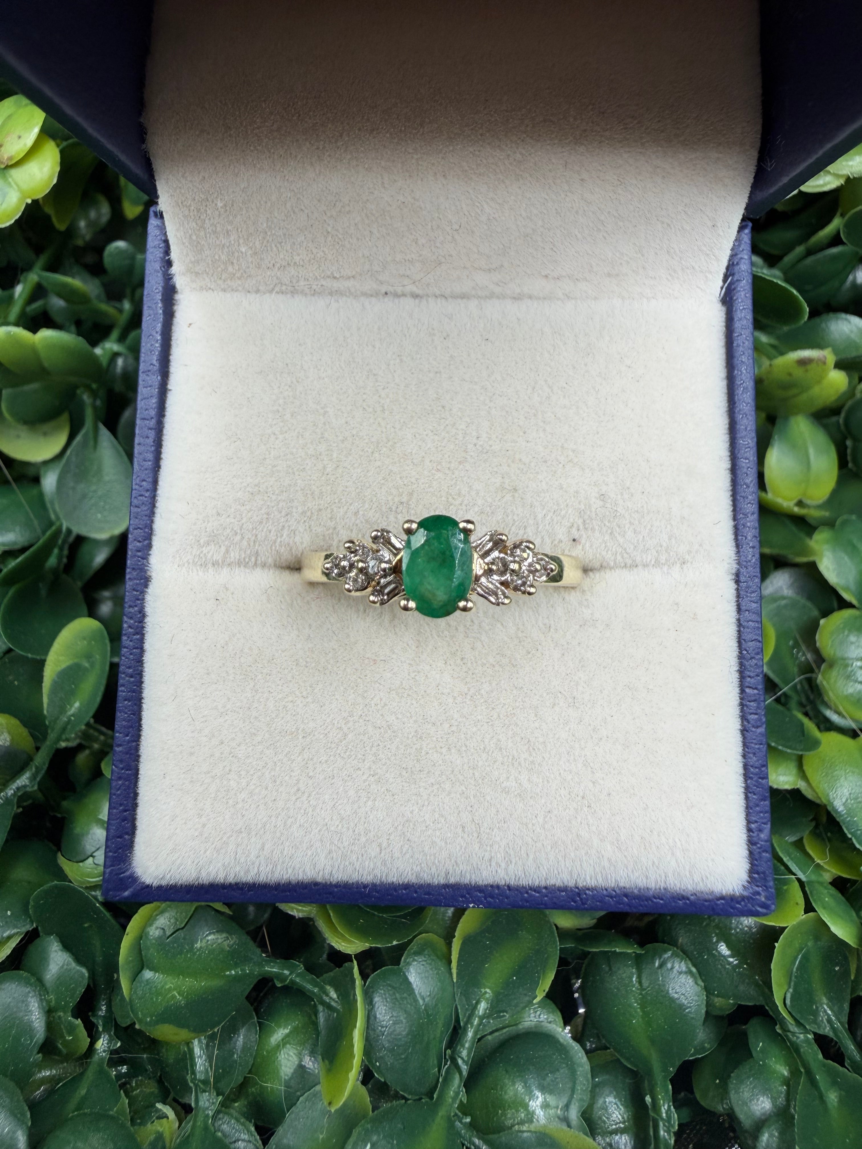 10k Yellow Gold Emerald and Diamond Ring size 7
