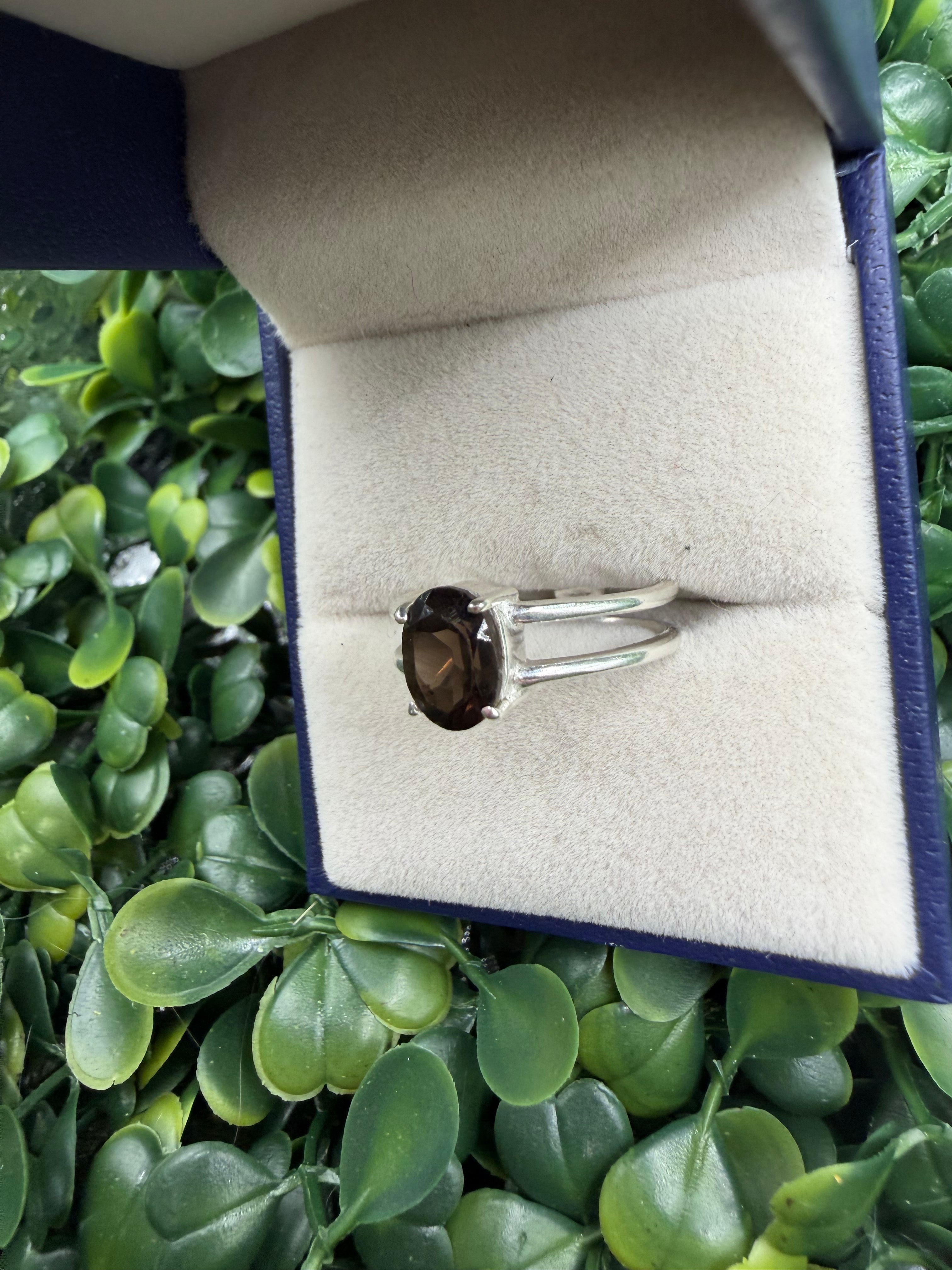 Sterling Silver Smokey Quartz Ring size 6.75
